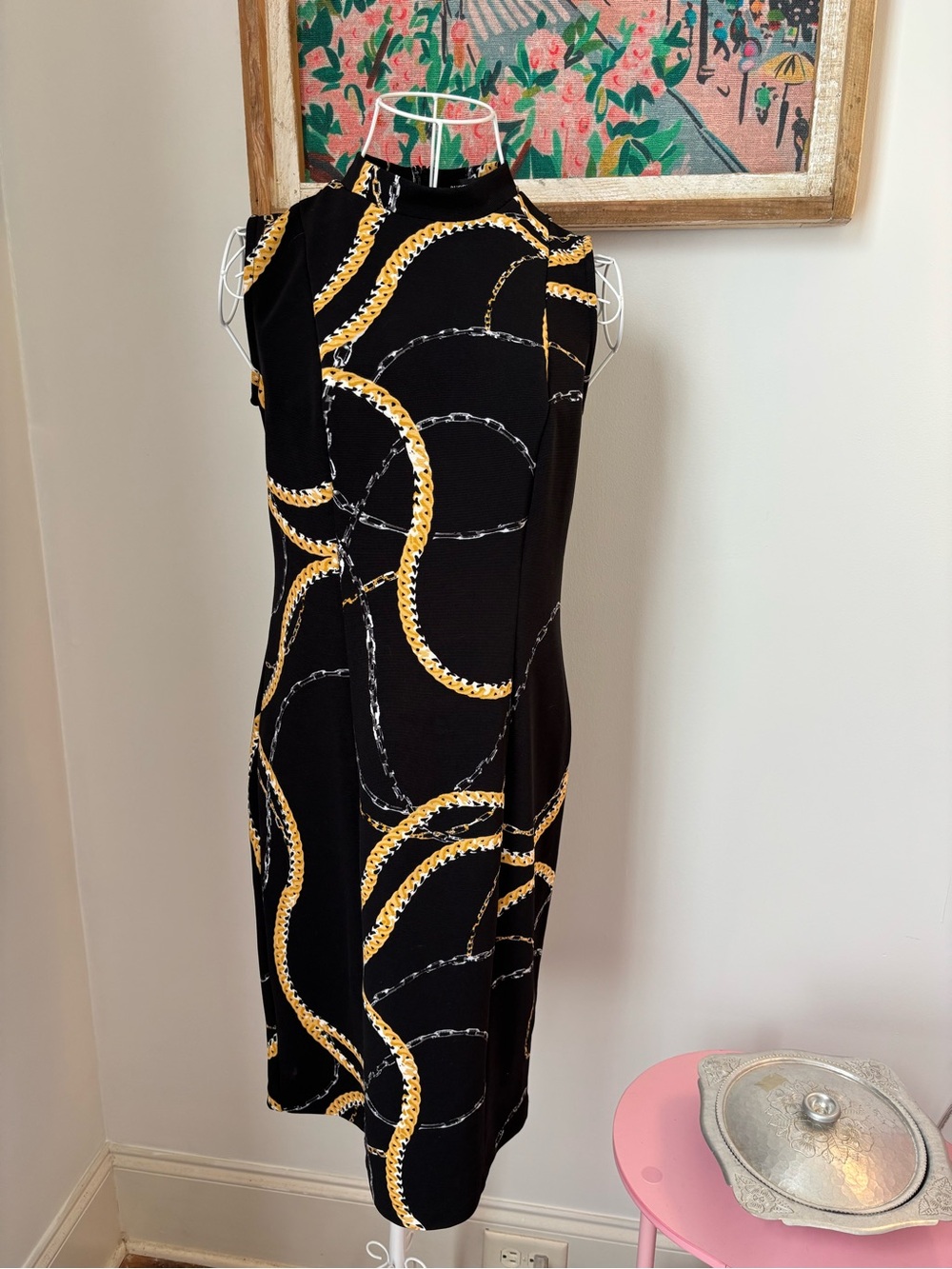 Russell Kemp Black and Gold Chain Print Sleeveless Shift Dress